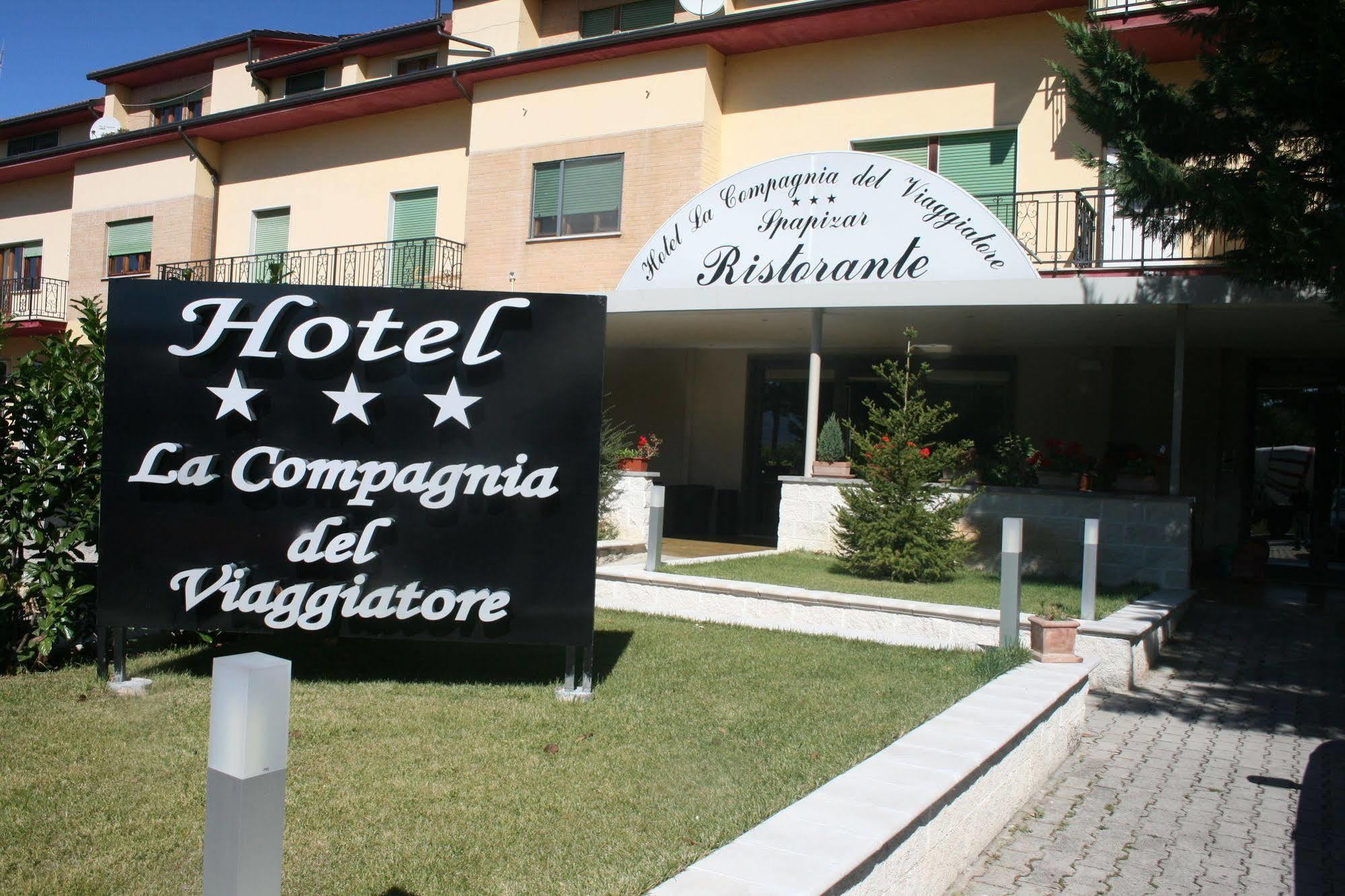 Hotel La Compagnia Del Viaggiatore LʼAquila Exteriér fotografie